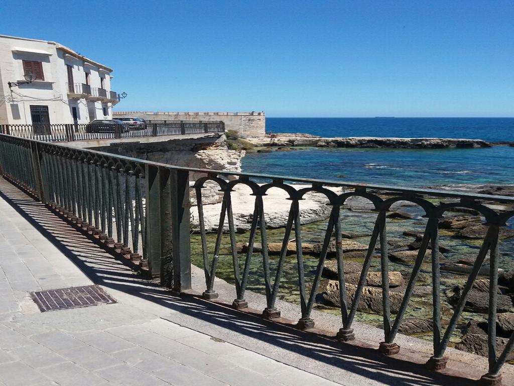 Villa Lungomare Elio Vittorini Syrakus Exterior foto